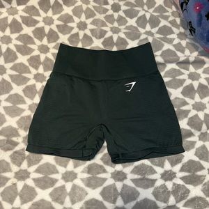 Gymshark Women’s Vital Seamless 2.0 Green Short Size Small